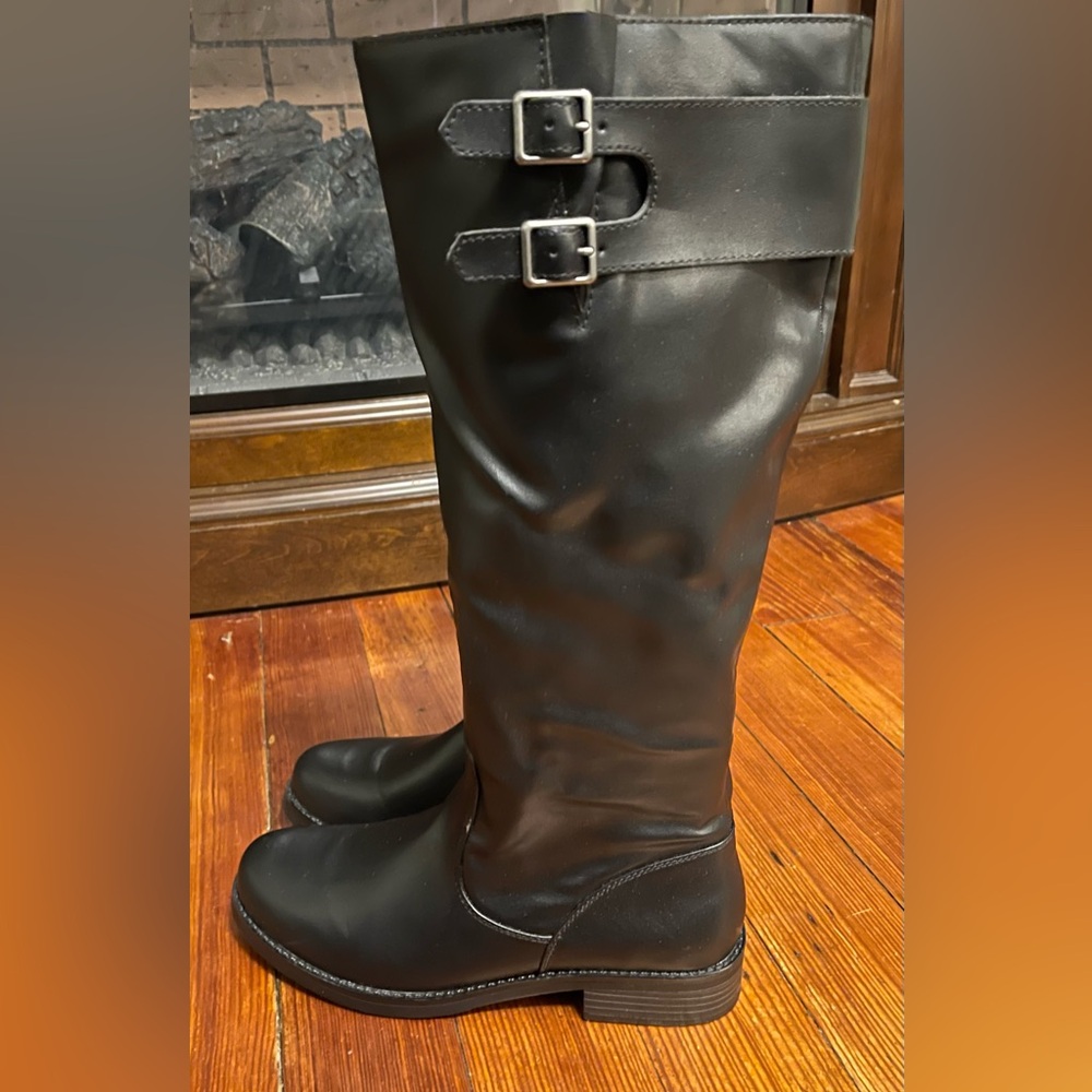 Kenneth Cole Reaction Black Boots